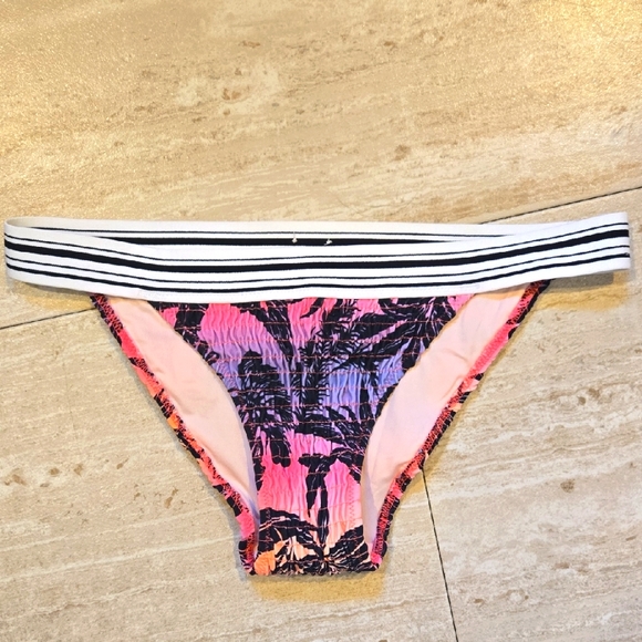 Victoria's Secret Other - Victoria's Secret Ruched Palm Tree Design Print Cheeky Bikini Bottoms